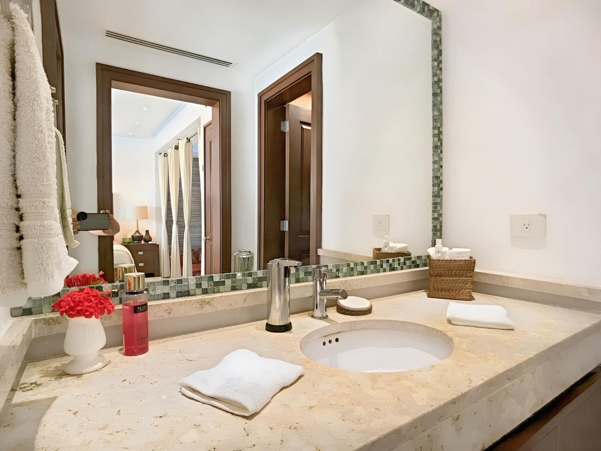 Luxury Duplex -4 Pers- 2Mn Beach&5Th Av, Pool, Gym Playa del Carmen Esterno foto